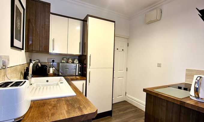Canton Apartment | Thompson Apartments No.3 by Switchback Stays
