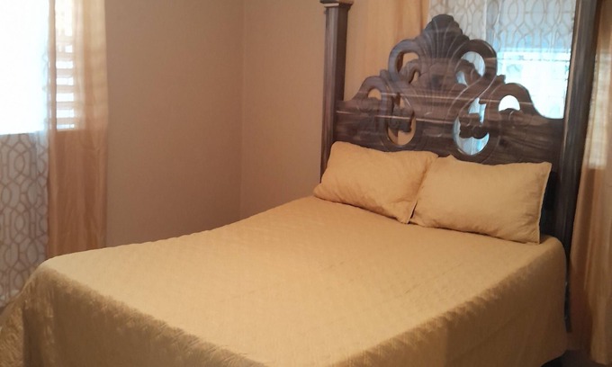 Highgate House | Thompson Country Inn