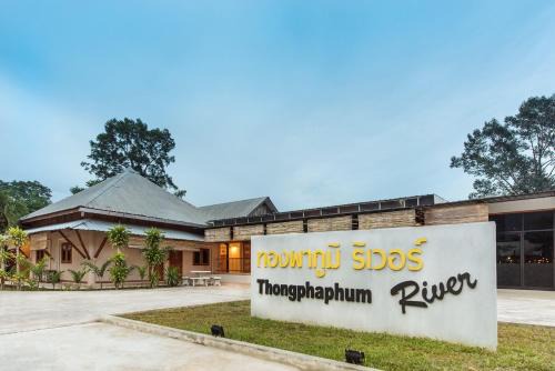 Thong Pha Phum Hostel | Thongphaphum River
