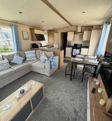 Flamborough House | Thornwick Bay Holiday Village - Holiday Accommodation 20166