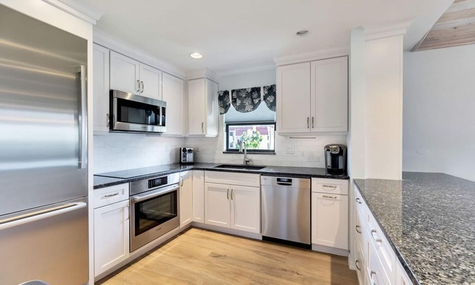 Sanibel Condo | Thoughtfully curated, sophisticated yet relaxed Tarpon Beach, 109 with Sweeping Gulf front views.