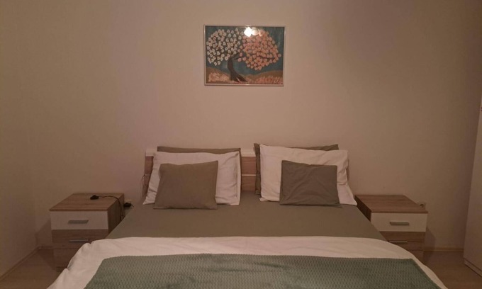 Turanj Apartment | Three bedroom apartment with terrace and sea view Turanj, Biograd (A-364-a)