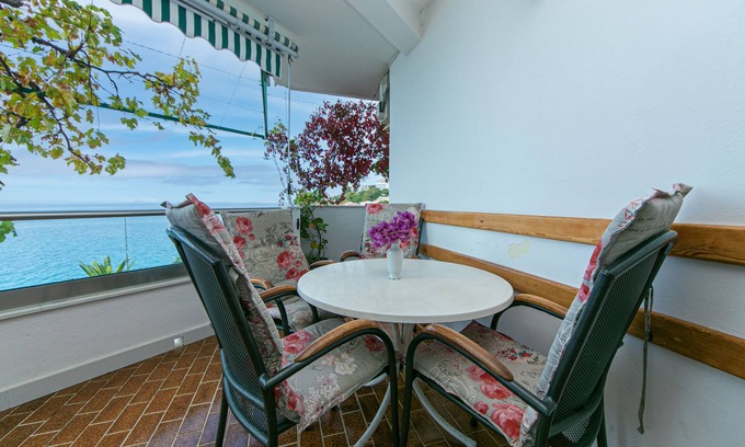 Zivogosce Apartment | Three bedroom apartment near beach Živogošće - Porat, Makarska (A-20097-a)