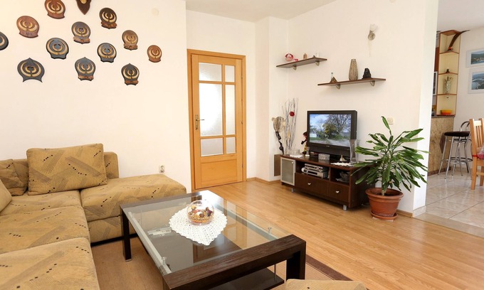 Drace Apartment | Three bedroom apartment with terrace Drače, Pelješac (A-10127-a)