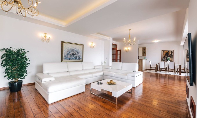 Gospostina Apartment | Three-Bedroom Apartment