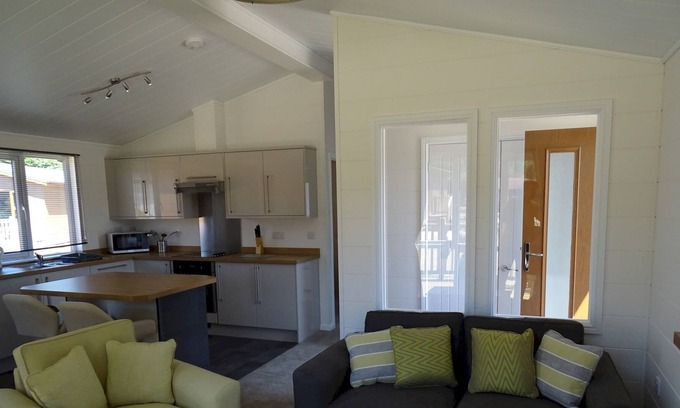 King's Lynn Apartment | Three Bedroom Lodge 4