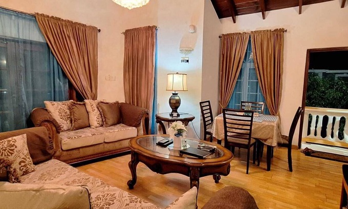 Gall Hill Apartment | Three Bedroom Panoramic Ocean view at GoBajac