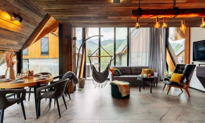 Koscielisko House | Three-Bedroom Villa with jacuzzi B