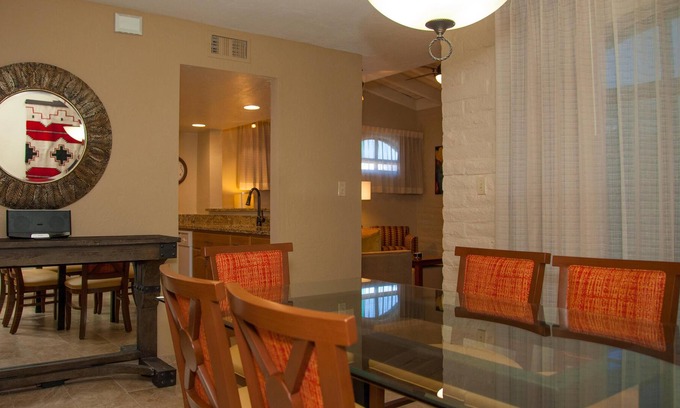 Arcadia Villa | Three Bedroom Villa with Terrace (Barcelona)