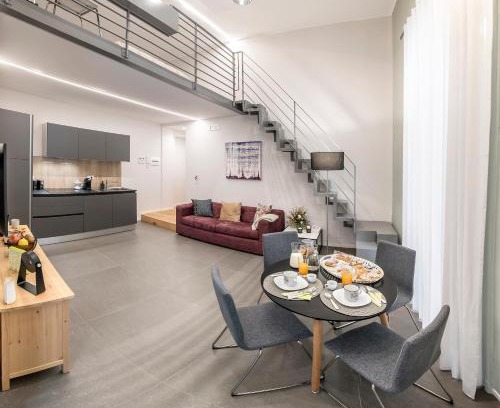 Quartieri Spagnoli Apartment | Three Houses Toledo