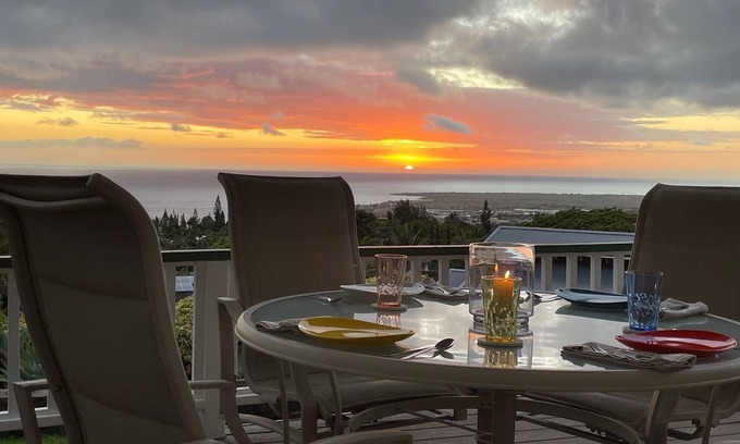 Kailua-Kona House | Three Palms