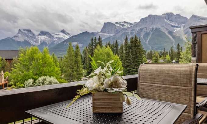 Canmore Condo | Three Peaks Haven | Epic Views