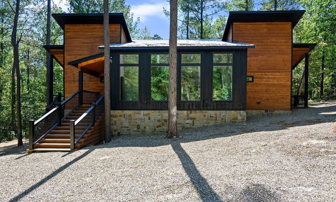 Broken Bow Cabin | Three Pines ; Hosted by Blue Beaver