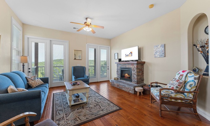 Indian Point House | Thrilling Lake Views and Fresh Ozarks Air! Come Find Peace in the Mountains!