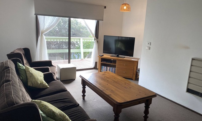 Ocean Grove House | Through Way Beach House