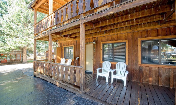 Red River Cabin | Thunderbird Lodge