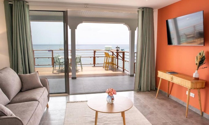 Tartane Apartment | TI PUNCH, appartement 3 pièces neuf, front de mer