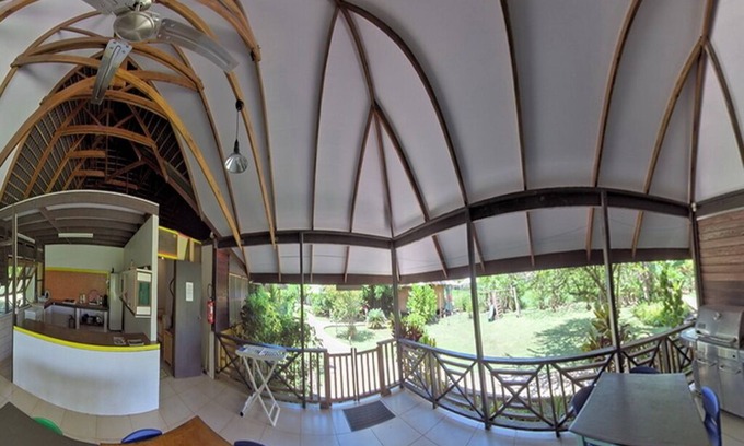 Teahupoo House | Tiare double room
