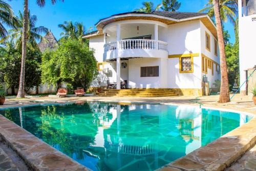Diani Beach Villa | Tichi Villas - Diani Beach