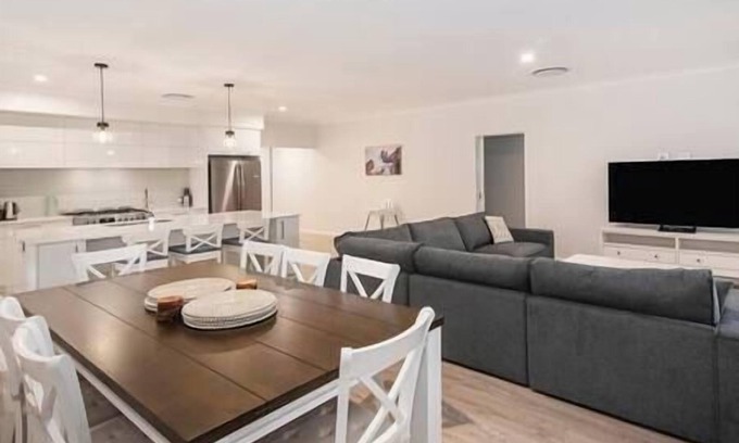 Busselton House | Tidal Treasure Family Home B