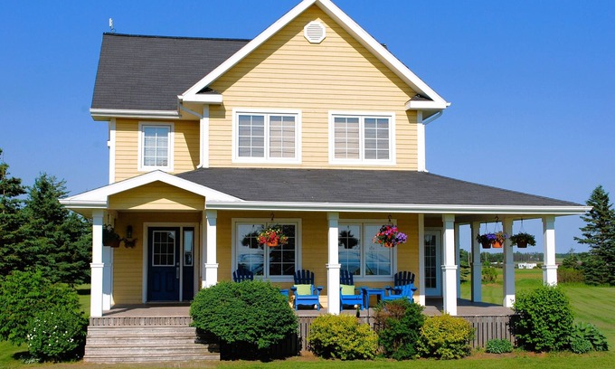 Cape Traverse House | Tide & Bridge Beach House (w/private beach access)
