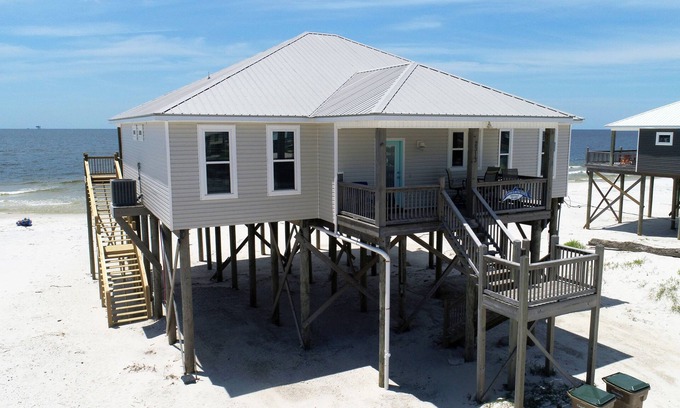 Dauphin Island House | Tide Therapy | Gulf Front. Pet Friendly