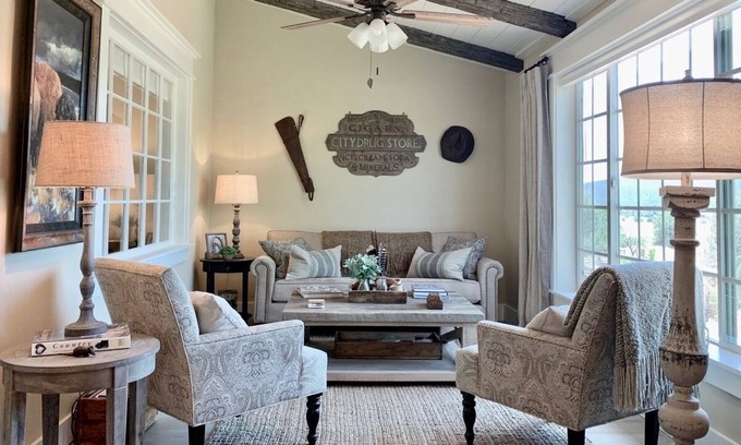 Young House | Tierra Madre Vineyards B & B - The Guest House