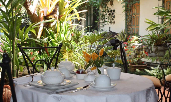 Escazu Bed & Breakfast | Tierra Magica B&B and Art Studio
