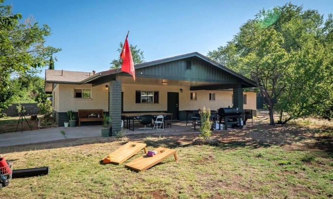 West Sedona House | Tiger 5 Ranch. Retreat for Gatherings!