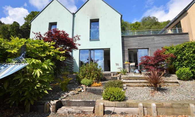 Innellan House | Tigh Na Claddoch