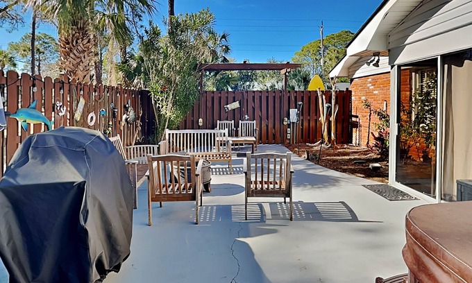 Tybee Island House | Tiki House | Pet Friendly, Hot Tub, Walk to Beach!