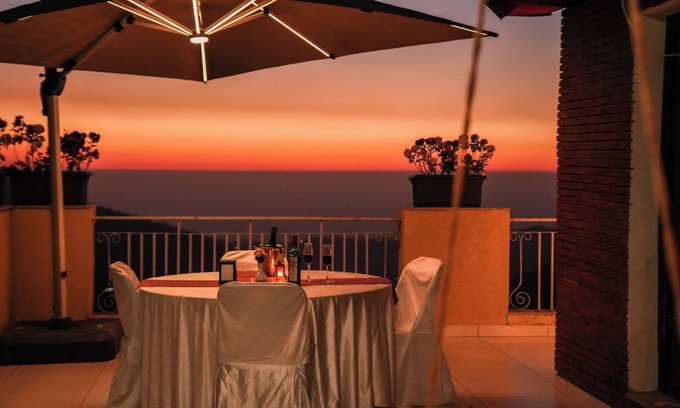 Kasauli Villa | Timbuktoo 4BHK En-suite villa with swimming pool