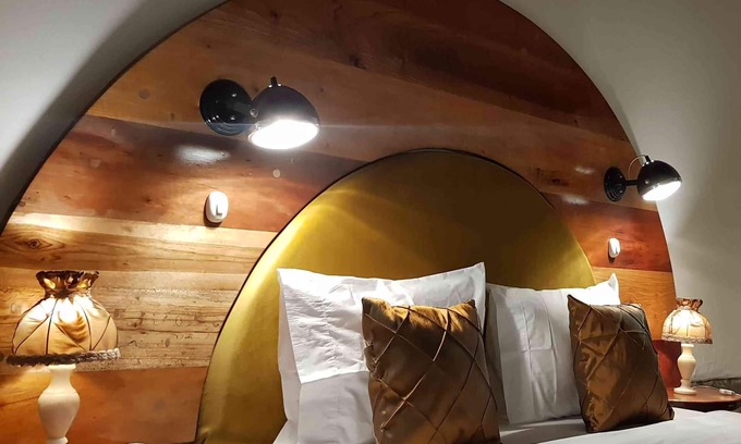 Quito Historic Center Apartment | Timeless Romance in Old Town Quito