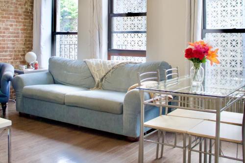 Midtown West Apartment | Times Square Manhattan New York Apartments!