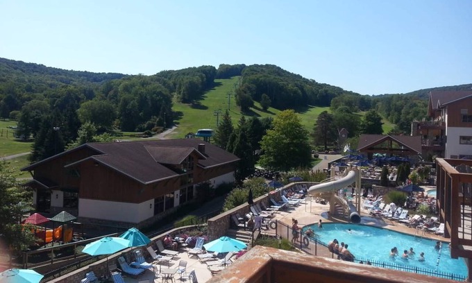 Ellicottville Hotel | Timeshare at Holiday Valley Ski/Golf Resort. First Class Amenities