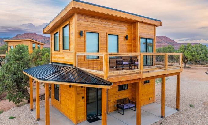 Kanab Cabin | Tiny Cabin, #1 Lamb Point View @ The Cedars