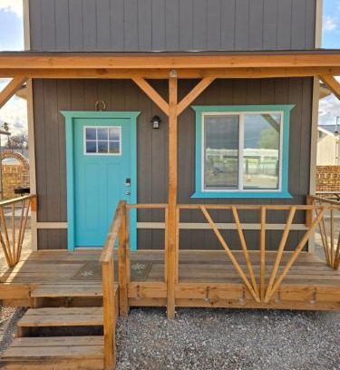 Quartzsite House | Tiny Cabin #20 American Trails