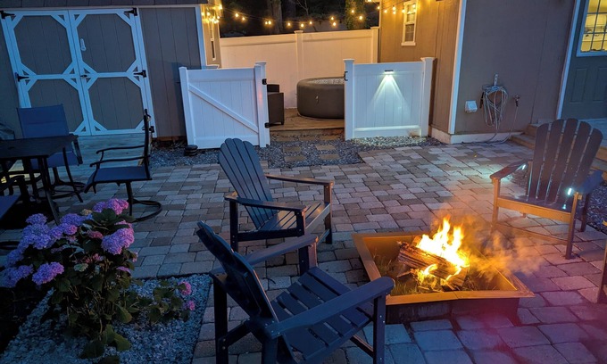 Piney Point Apartment | Tiny, Funky, and Full of Love - Welcome to the Love Shack