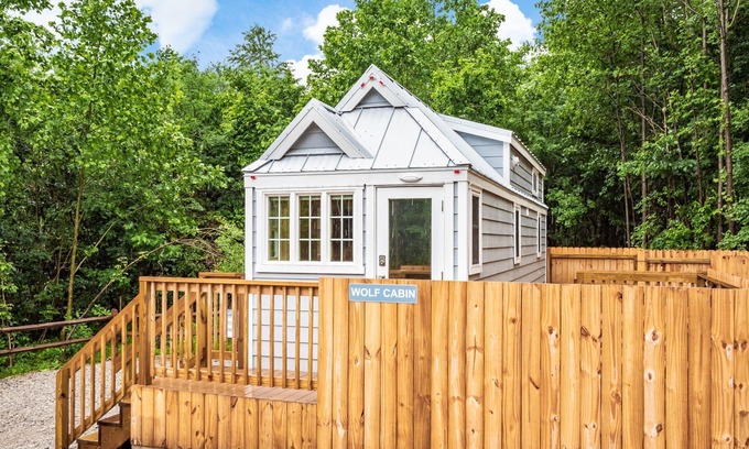 Laurelville House | Tiny Home Cabin in Hocking Hills with 60 acres private trails