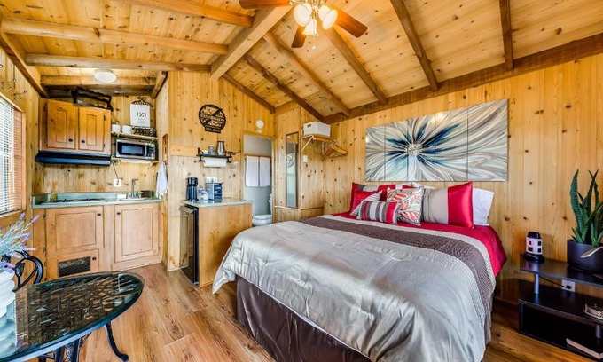 Mayhill Apartment | Tiny Home with Covered Porch in Cloudcroft Area!