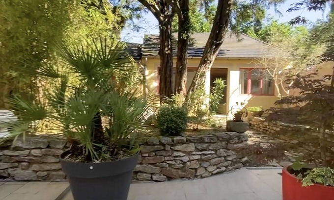Dun-le-Palestel House | Tiny house - 5 mins off the Valley of the painters