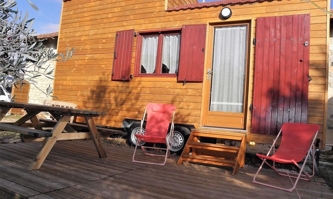 Barbentane Ski Chalet | Tiny-House for rent in Provence, your unusual holidays .