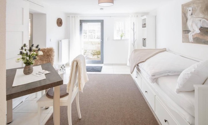 Schwaebisch Hall Apartment | Tiny vacation apartment at the city park with small outdoor seating area
