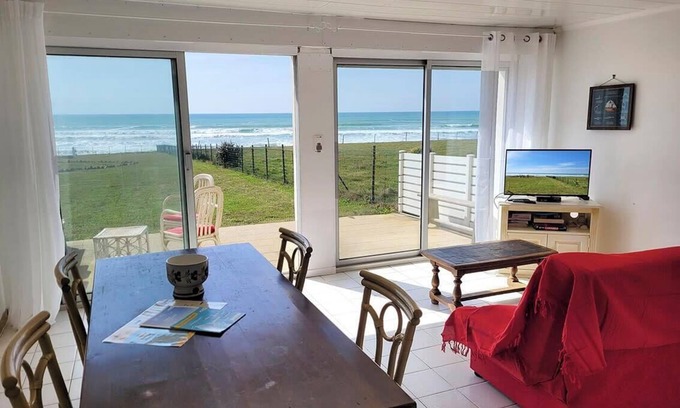 Plovan Apartment | Tipoz'immo-flat Ru Veïn- facing the ocean - garden- pets welcome