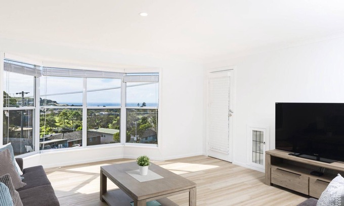 Forster House | Tiro Moana beautifully renovated pet friendly home