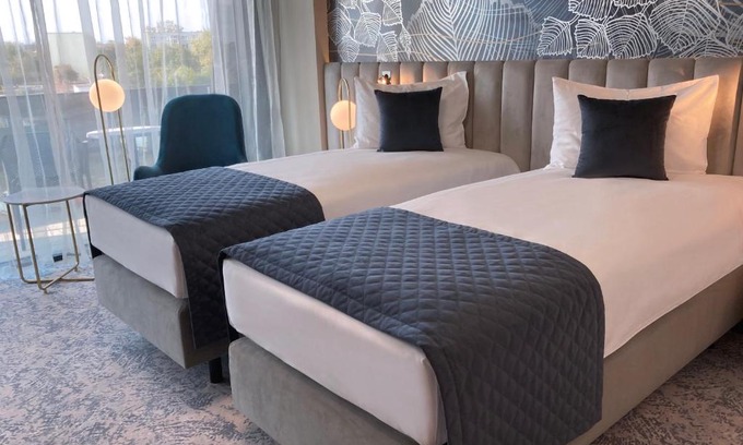 Tiszaujvaros Hotel | Tisia Hotel & Spa
