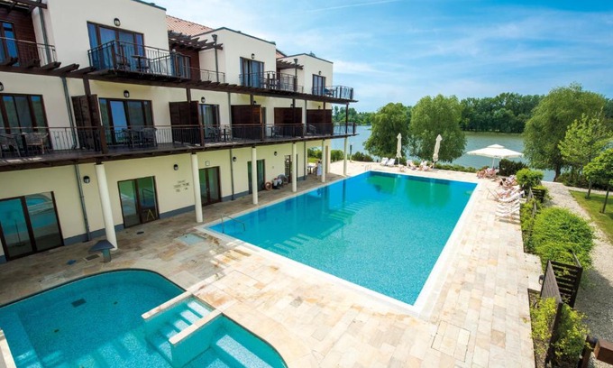 Tiszafured Hotel | Tisza Balneum Hotel