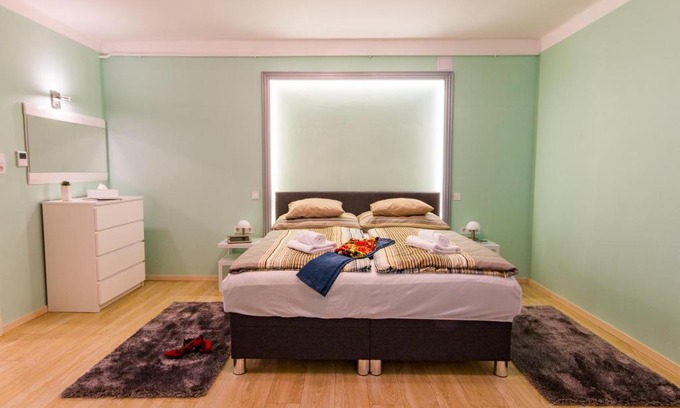 Inner City Budapest Apartment | Titaru House in the city center of Budapest
