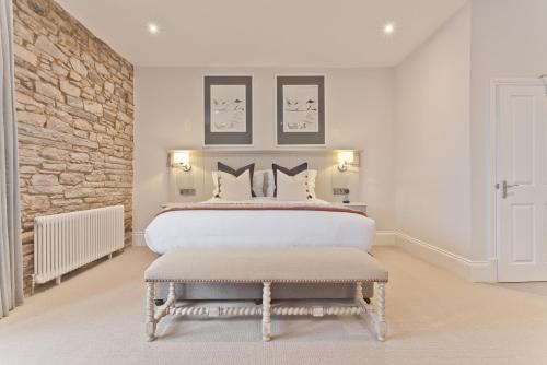 Cockermouth Bed & Breakfast | Tithe Barn - Self Check In Hotel