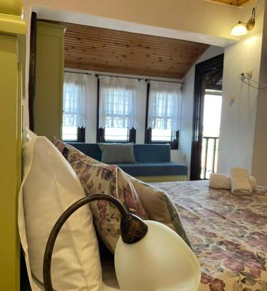 Panteleimon Apartment | To Patriko Mas Guesthouse-2